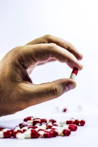 medicines, bow, cold, dose, illness, pharmacy, pharmacologist, pharmacological, placebo, prescription, heal, healthy, sick, medical, pills, get sick, overdose, hand, drug addict, macro
